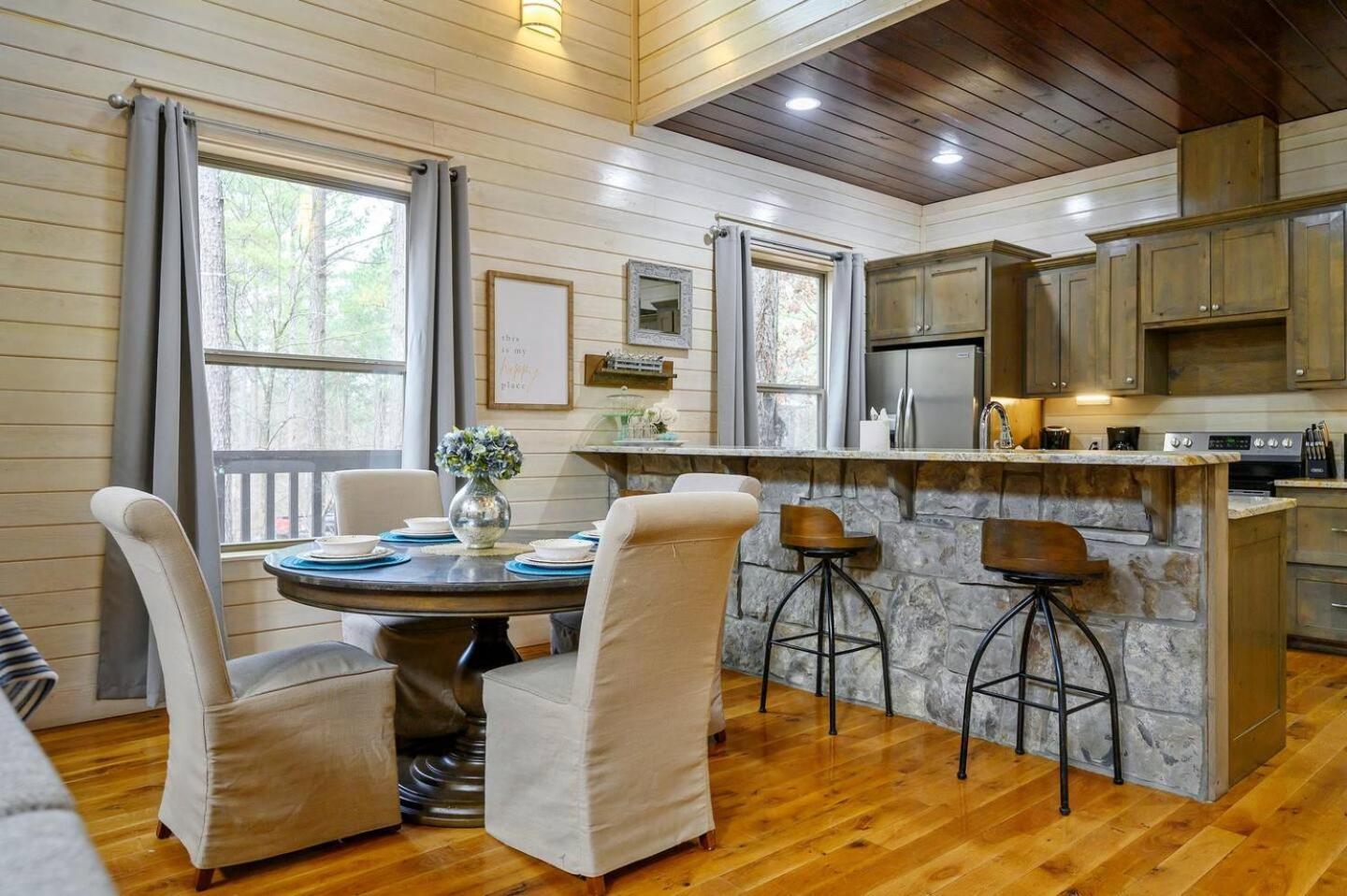 Merlot Mountain By The Cohost Company Broken Bow Exterior photo